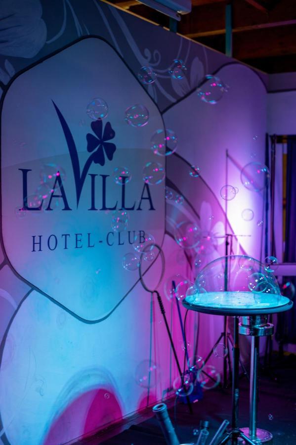 Hotel Club La Villa 马帝斯兹罗 外观 照片